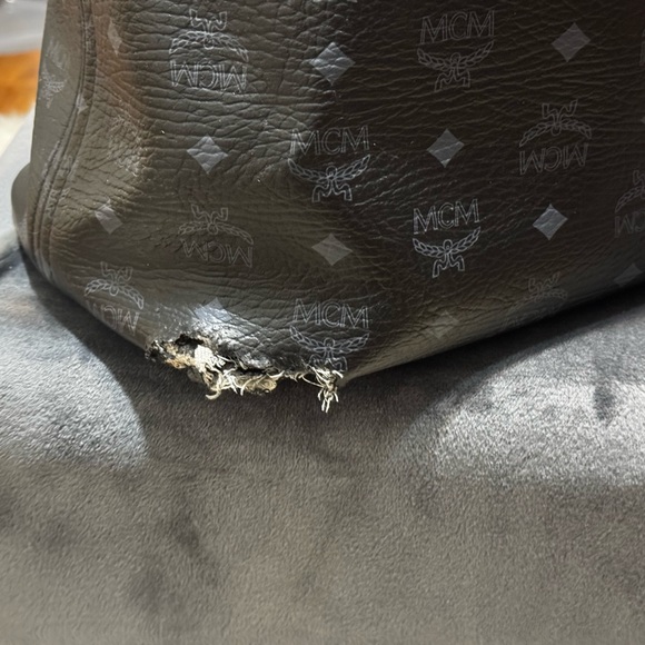 MCM Reversible Liz Shopper Lrg - Picture 7 of 10